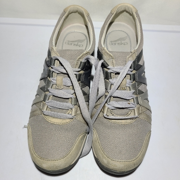 Dansko Henriette Comfort Sneaker Women's Size 7.5-8 W / EU 38 W Lace Up Shoes - Picture 6 of 8
